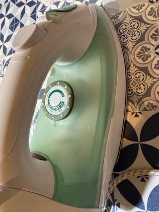 Plancha de vapor Moulinex 2000W