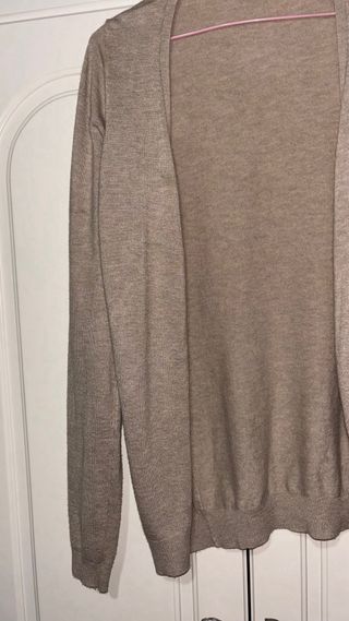 Stradivarius cárdigan beige talla L
