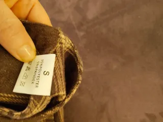 Minifalda de cuadros beige y marrón