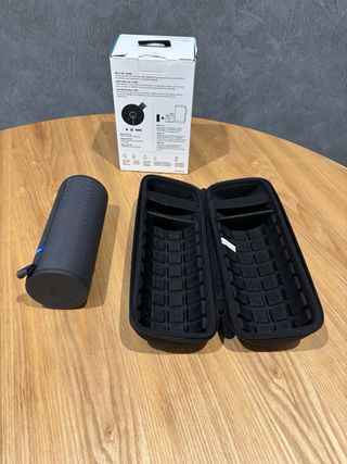 Altavoz Ultimate Ears Boom 3 + funda