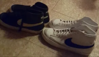 Stivali Nike Neri e Bianchi