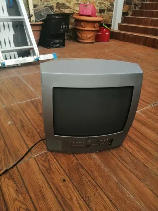 Televisor Sharp 14 Negro