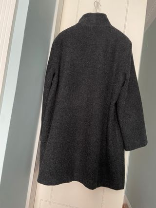 Abrigo Adolfo Dominguez Gris