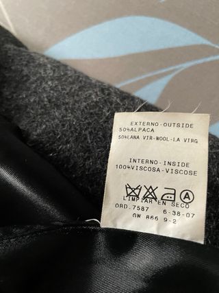 Abrigo Adolfo Dominguez Gris