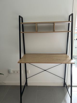 Escritorio Versa Industrial con Estantería