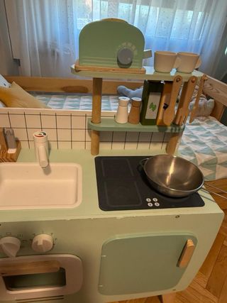 Cocinita de madera Vertbaudet