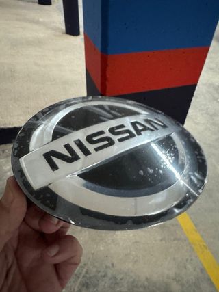 Anagrama Logo Nissan Qashqai Delantero