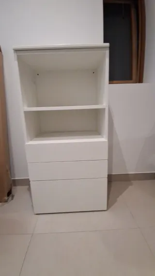 Librería infantil Småstad/Platsa blanca