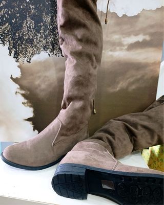 Stivali alti in pelle scamosciata beige/marrone