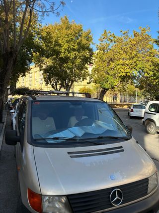 leer bien el anuncio Mercedes-Benz Vito 1997