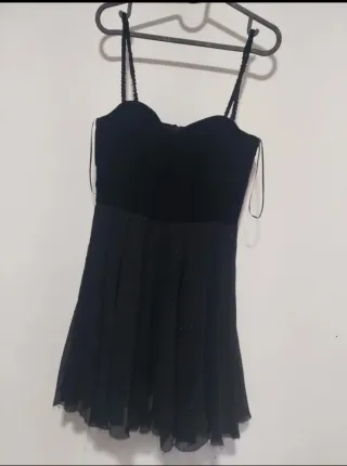 Vestido fiesta Zara cuerpo terciopelo