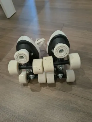 Roces RC1 Classic Pattini a Ruote Bianchi, taglia 30