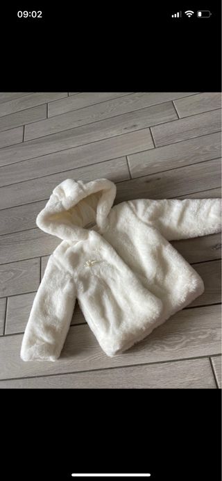 Pelliccia bianca bimba con cappuccio