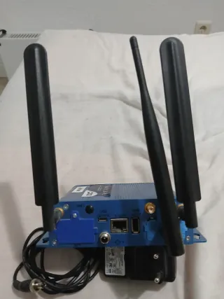 Multitech HFJD-1 Router 4G LTE Antenas