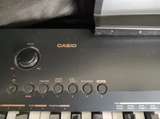 Teclado piano, con funda, soporte y auriculares