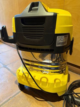 Aspiradora Kärcher INOX Sec/Líquids