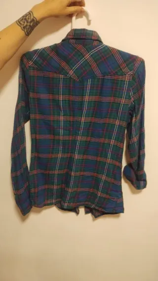 Camisa de cuadros azul y verde