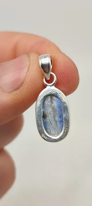 Colgante de Plata y Cianita Azul.