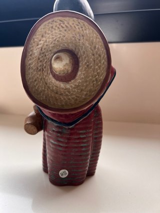 Figura Lladró LUPITA CON SOMBRERO