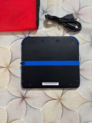 Nintendo 2DS Nera con Custodia