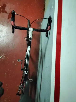 Bicicleta de carretera XL aluminio GT