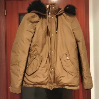 Plumífero Zara Caqui  Capucha