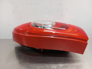 PILOTO TRASERO DERECHO CITROEN XSARA PICASSO 8762