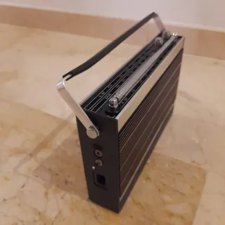 Radio portátil vintage Auritone