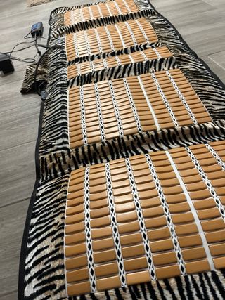 Esterilla de masaje con estampado cebra