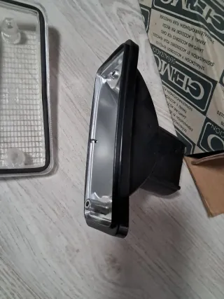 SEAT 133/ FIAT 126. PILOTO DELANTERO IZQUIERDO.