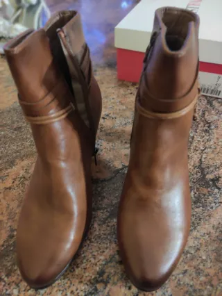 Botines marrones sin estrenar