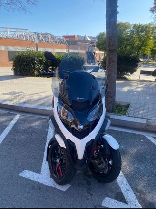 Piaggio MP3 hpe 400 Sport