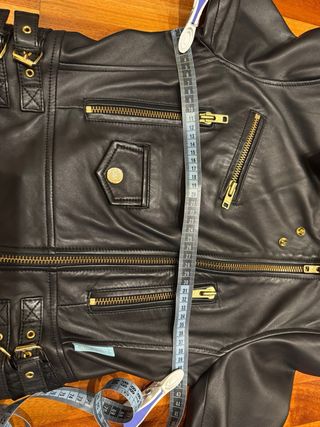 Chaqueta GUTS & LOVE Negra Talla XS