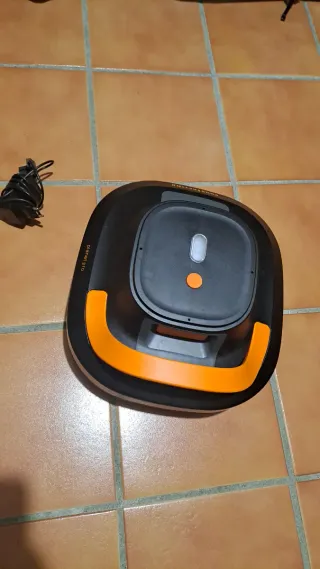 Varios Robots Limpiafondos Piscina.