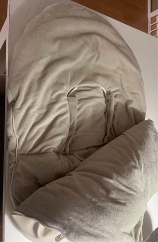 Saco para Maxi-Cosi color crema y gris