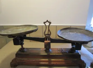 Balanza antigua Roberval vintage