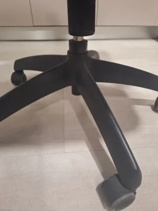 Silla de oficina roja