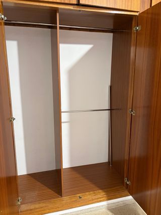 Armario empotrado de madera