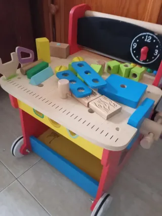 Banco de actividades para bebé