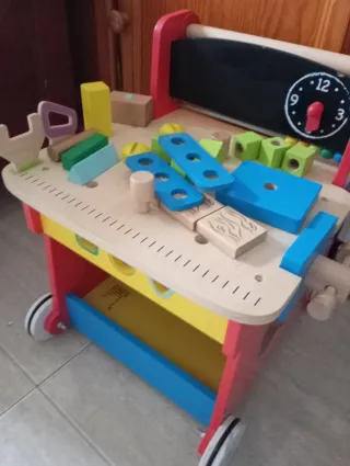 Banco de actividades para bebé