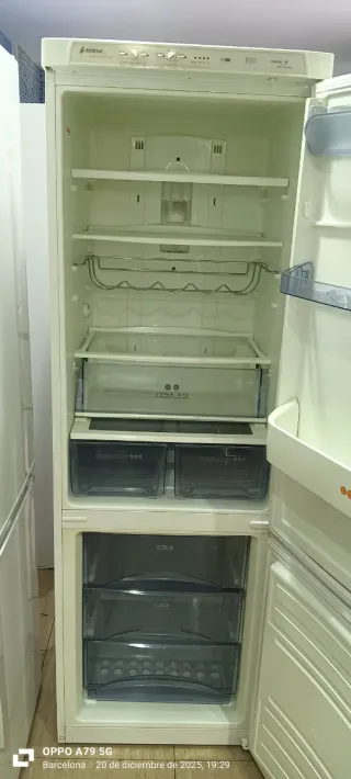 NEVERA COMBI EDESA NO FROST ENERGÍA A+