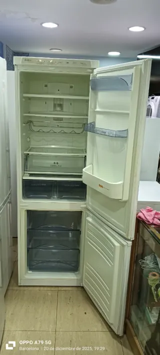 NEVERA COMBI EDESA NO FROST ENERGÍA A+