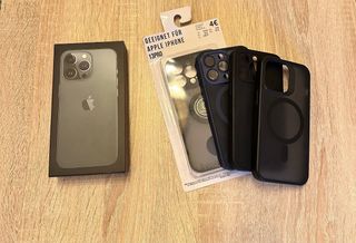 iPhone 13 Pro Verde 256GB + 4 Carcasas