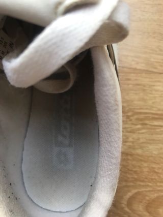 Zapatillas Fútbol Lotto Niño Tacos Talla 32