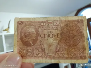 Banconota 5 Lire Italia