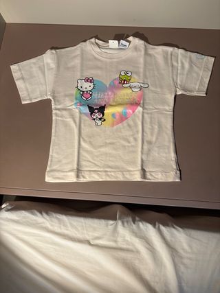 Camiseta Sanrio Corazón Multicolor Talla Única