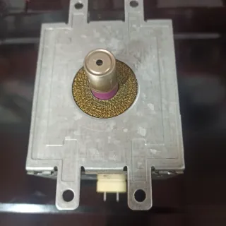 Magnetrón Galanz M24FB-210A