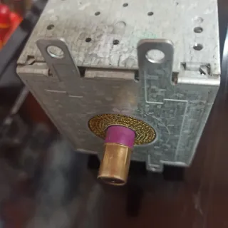 Magnetrón Galanz M24FB-210A