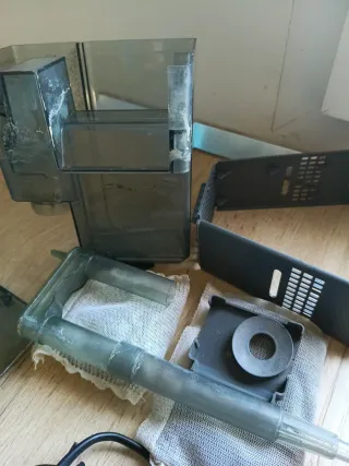 Filtro mochila y bomba para acuario