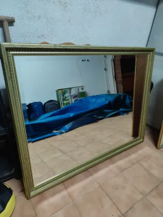 Espejo Marco Dorado